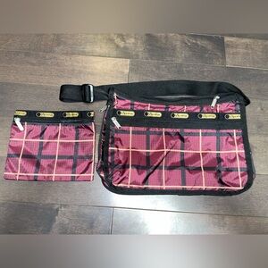 Le Sportsac shoulder bag with small cosmetic bag